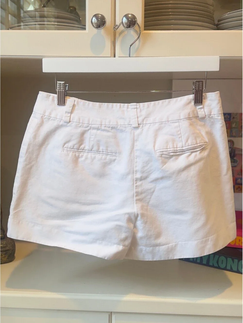 LOFT White Tailored Linen Blend Shorts Size 2
